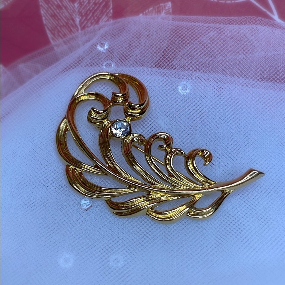 Vintage Feather and Rhinestone Brooch